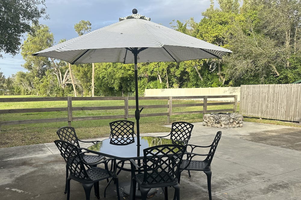 Photo of Outdoor in Bee Ridge