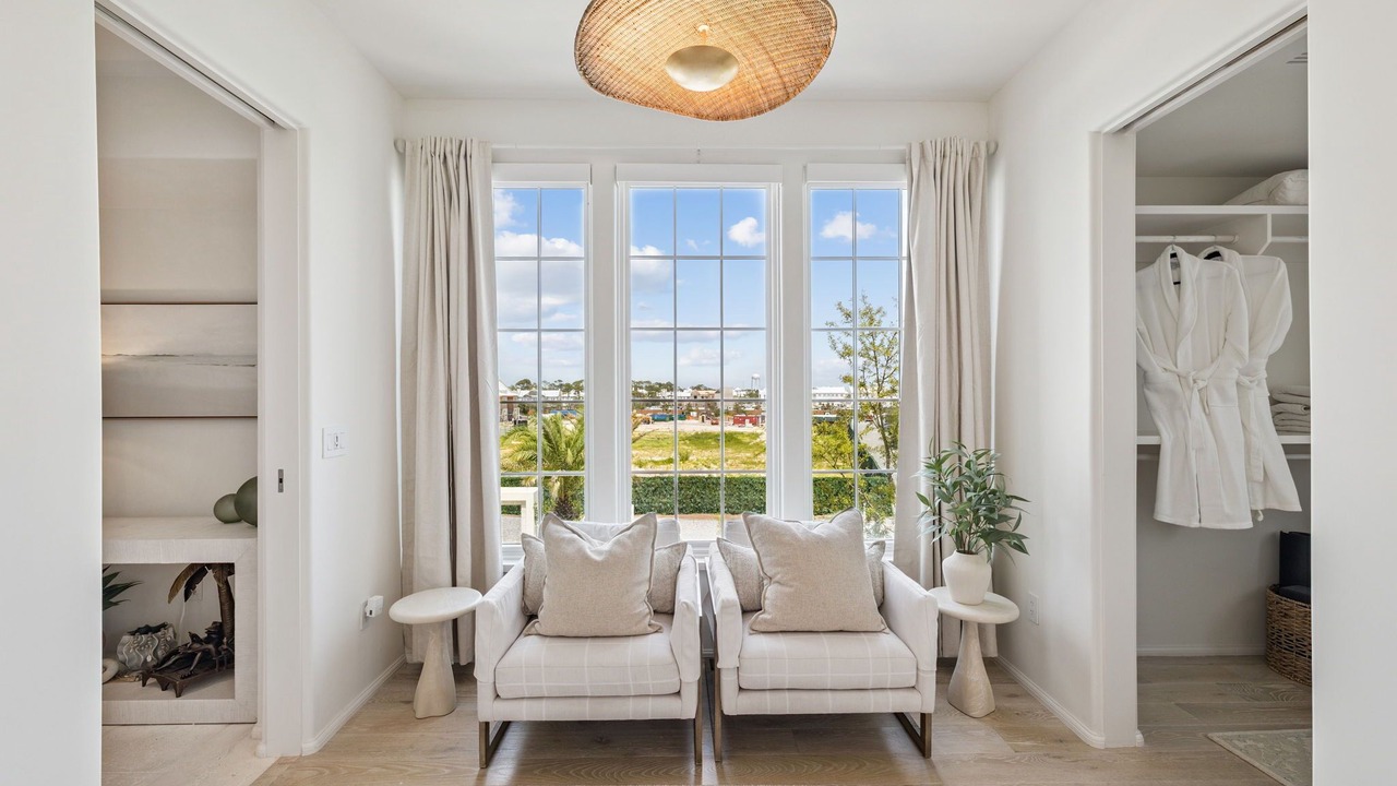 Photo of Bedroom in Seacrest