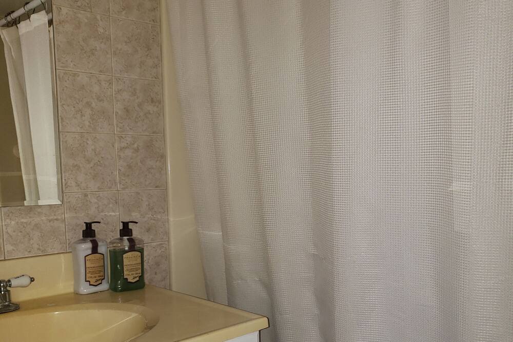 Photo of Bathroom in Whitney Beach