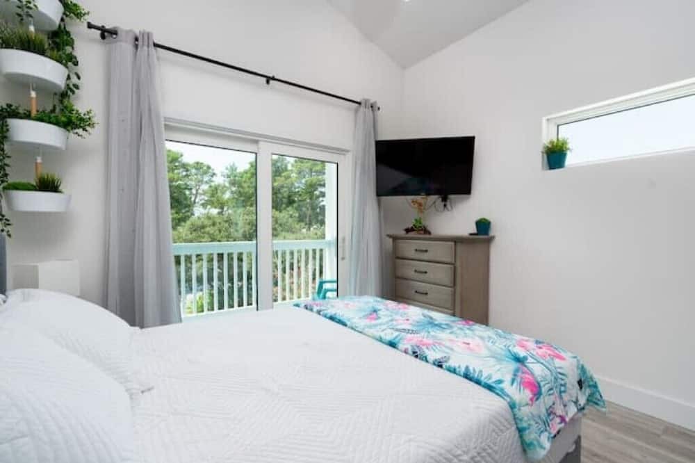 Photo of Bedroom in Gulfview Heights