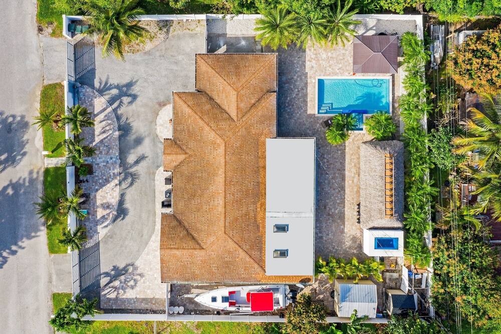 Photo of Outdoor in Lake Clarke Shores