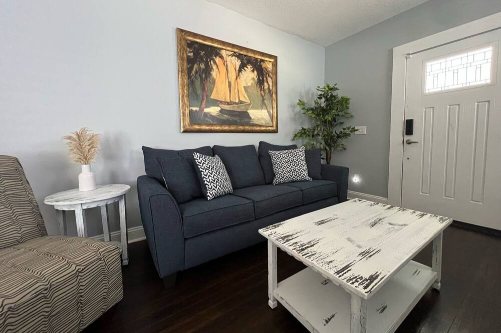 Photo of Livingroom in Springfield