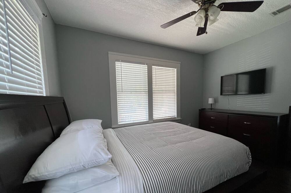 Photo of Bedroom in Springfield