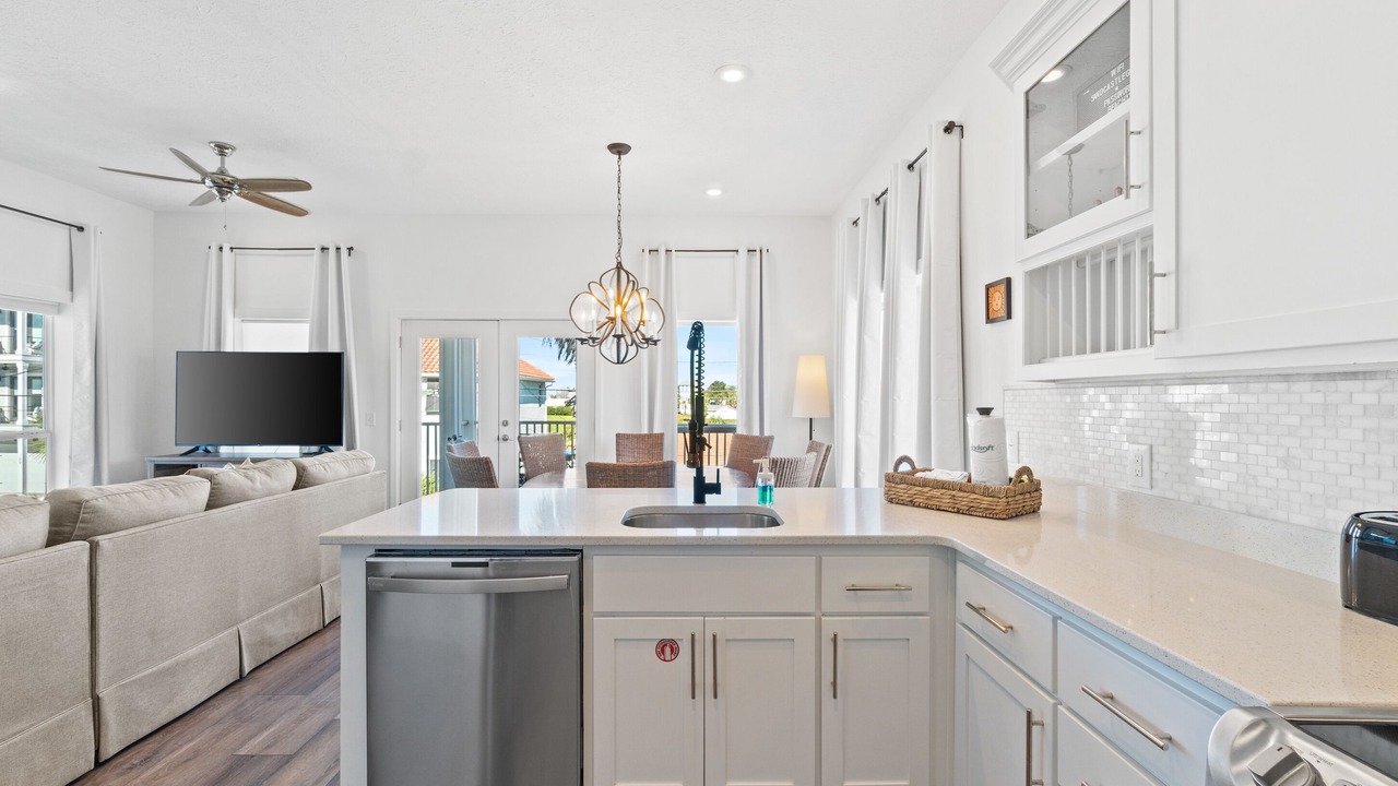 Photo of Kitchen in Laguna Beach