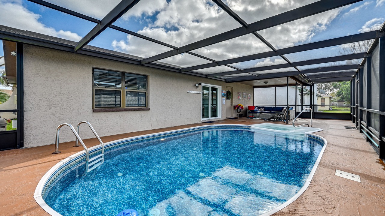 Photo of Outdoor in Embassy Hills