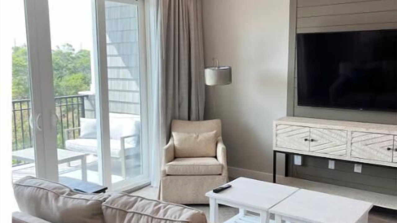 Photo of Livingroom in Destin