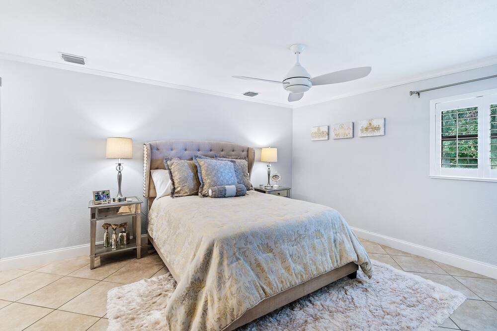 Photo of Bedroom in North Palm Beach
