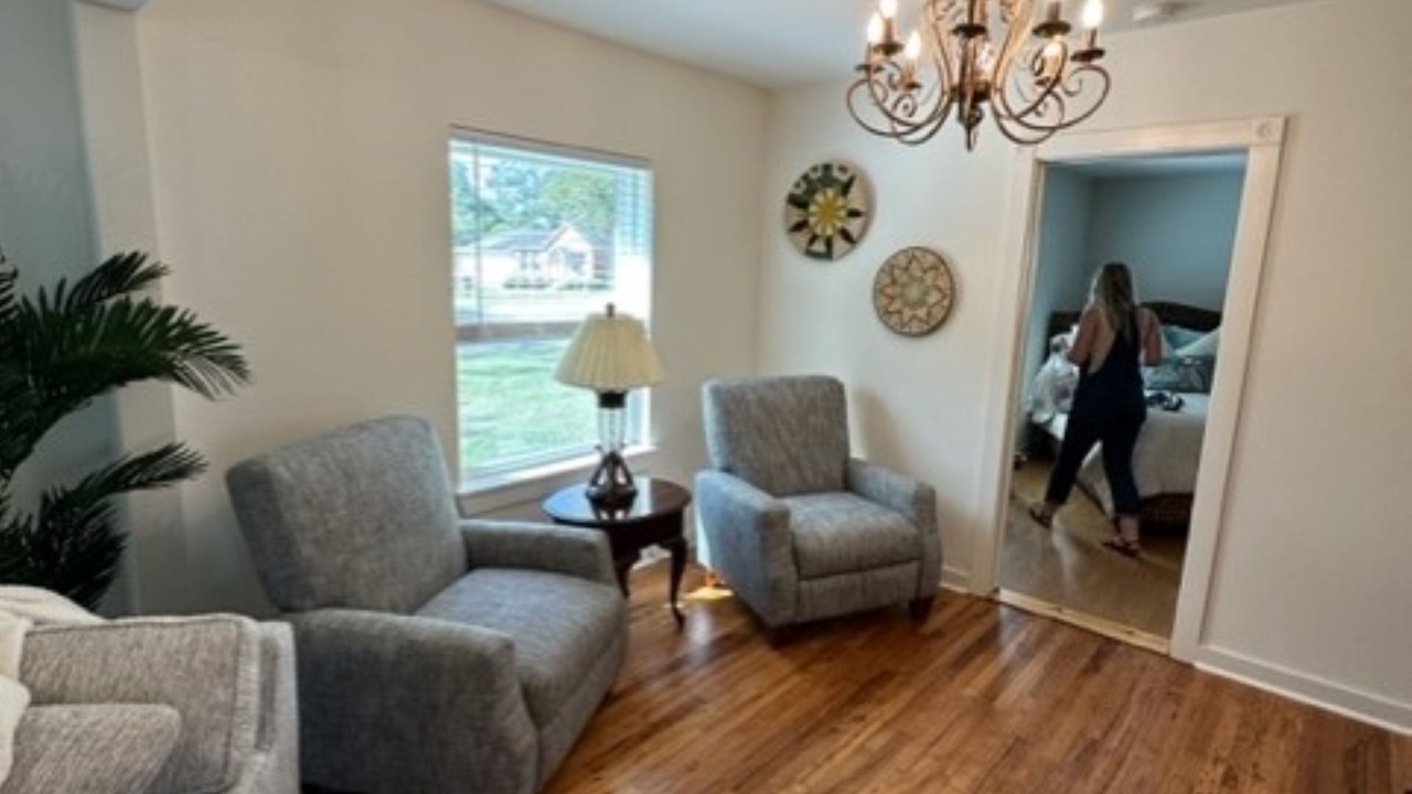 Photo of Livingroom in Bainbridge