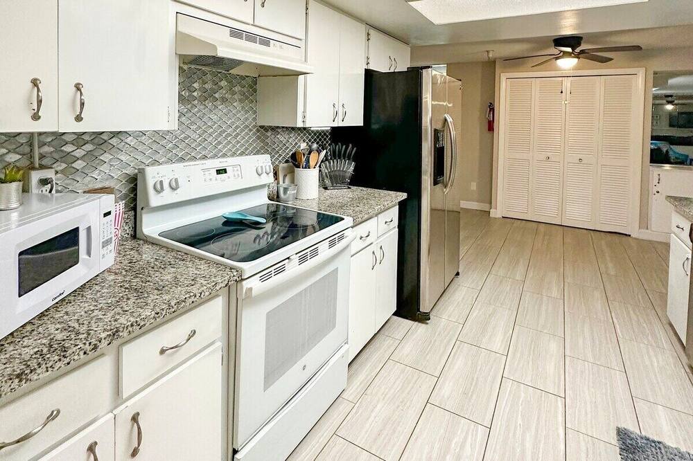 Photo of Kitchen in Harbor Bluffs