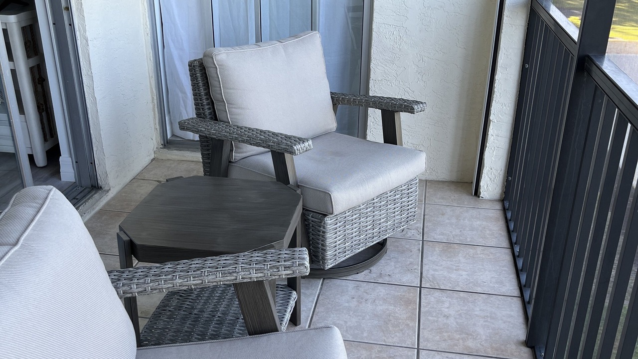 Photo of Patio Balcony in Lely Golf Estates