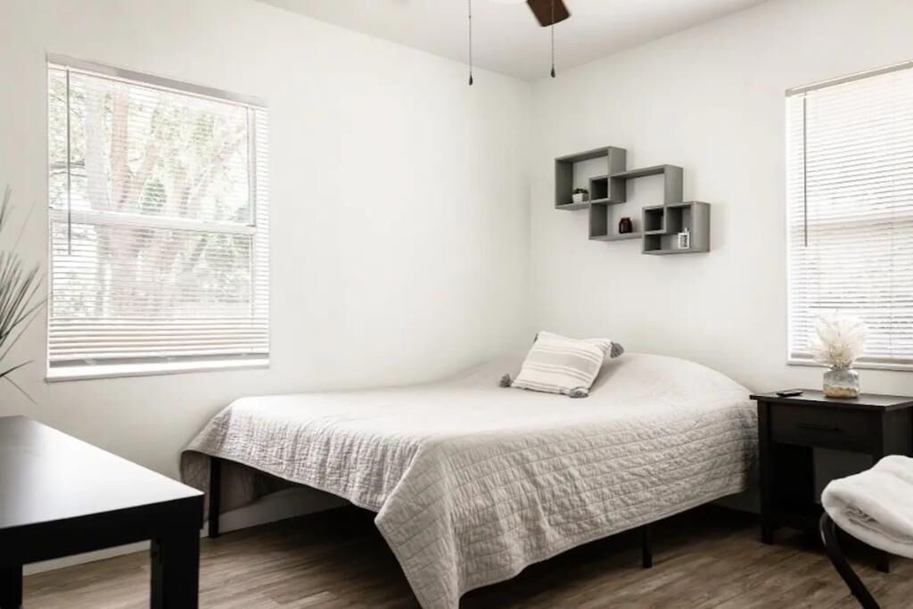 Photo of Bedroom in Orient Park
