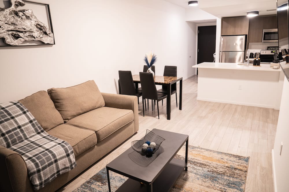 Photo of Livingroom in Overtown