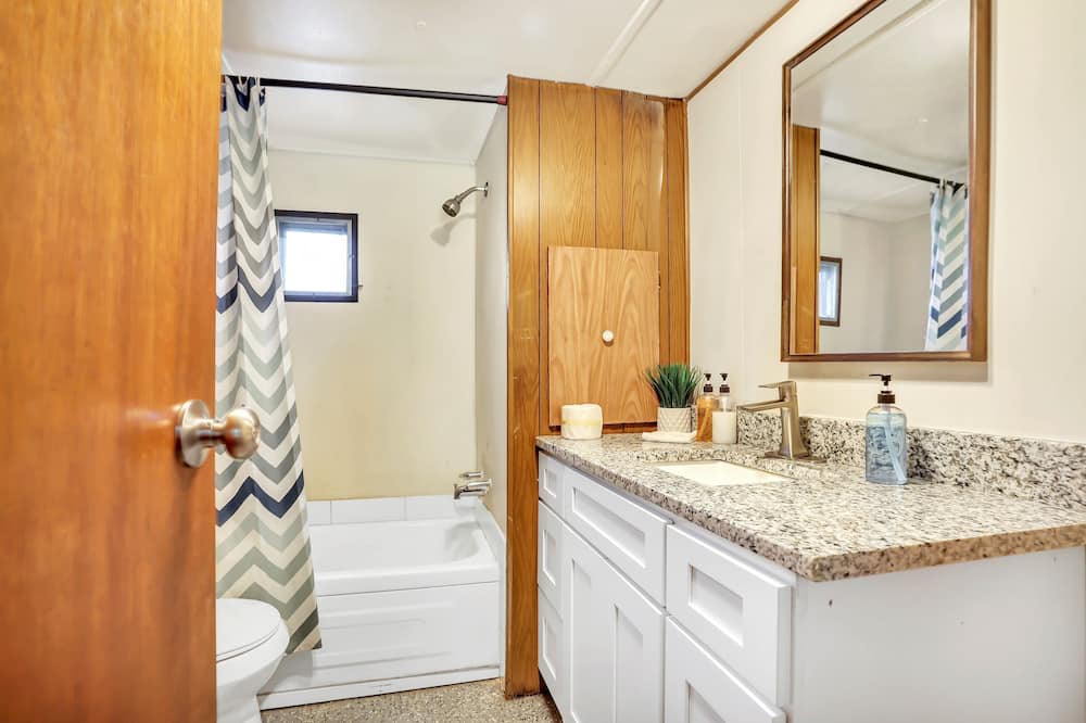 Photo of Bathroom in Ocklawaha