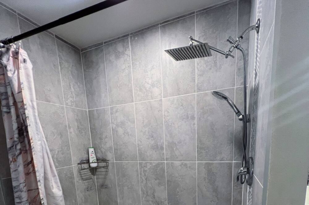Photo of Bathroom in Pine Hills
