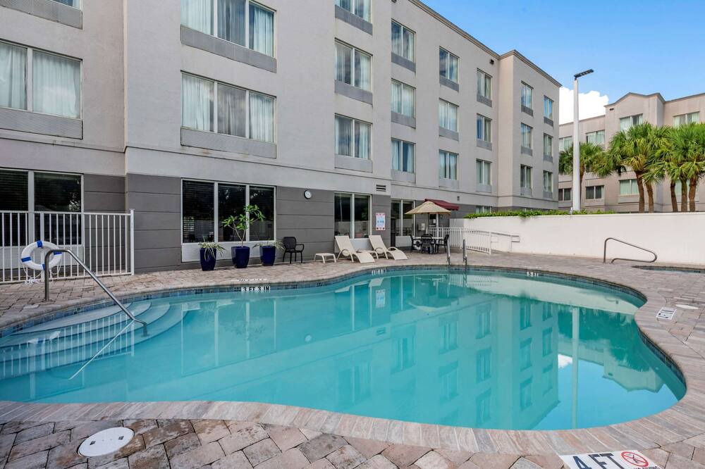 Photo of Outdoor in Tamarac