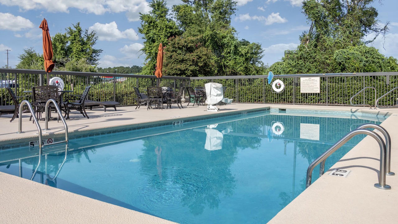 Photo of Outdoor in Adel
