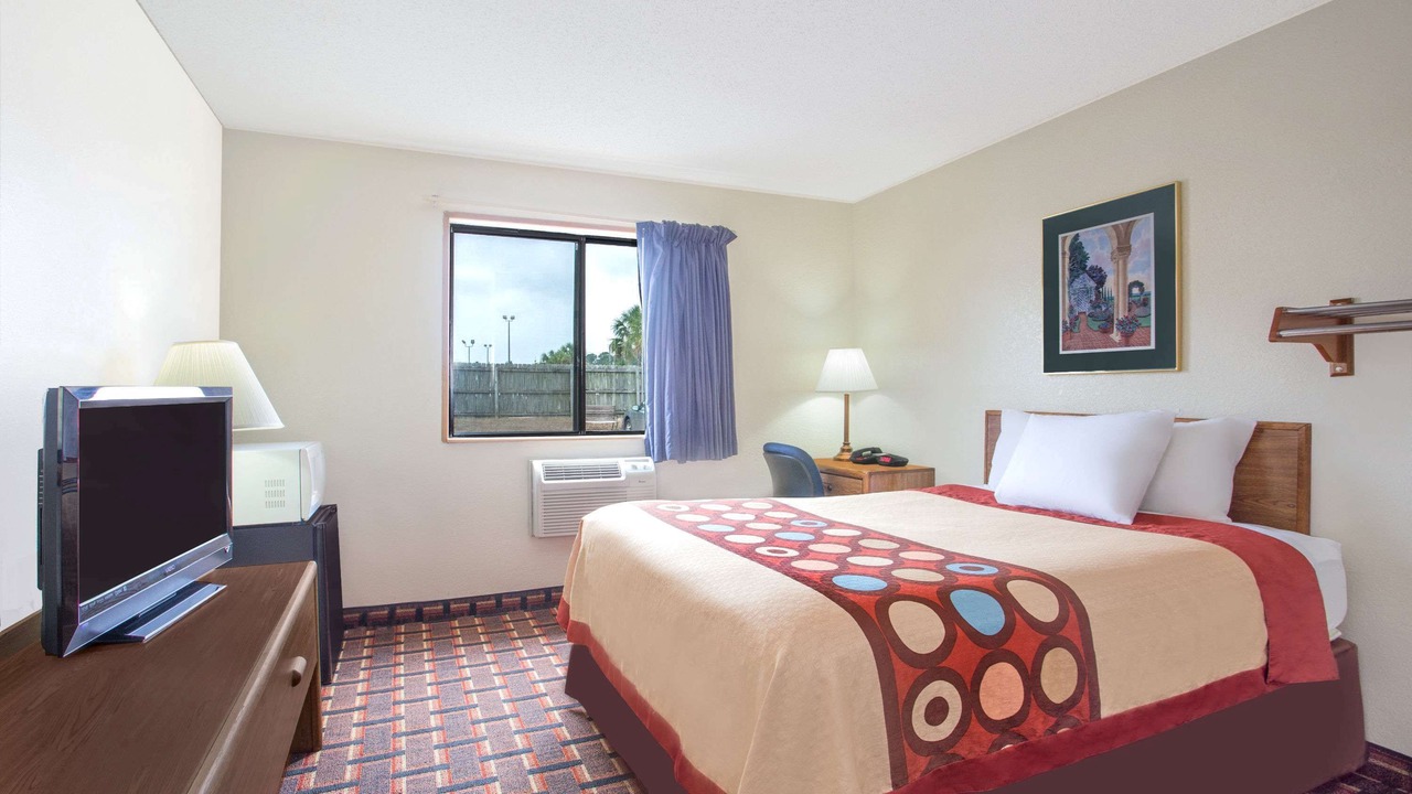 Photo of Bedroom in Douglas