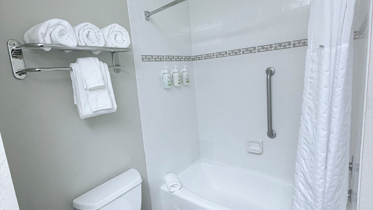Photo of Bathroom in Florida Center