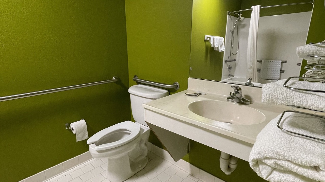 Photo of Bathroom in McRae