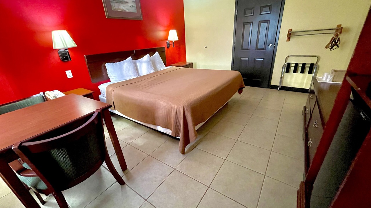 Photo of Bedroom in McRae
