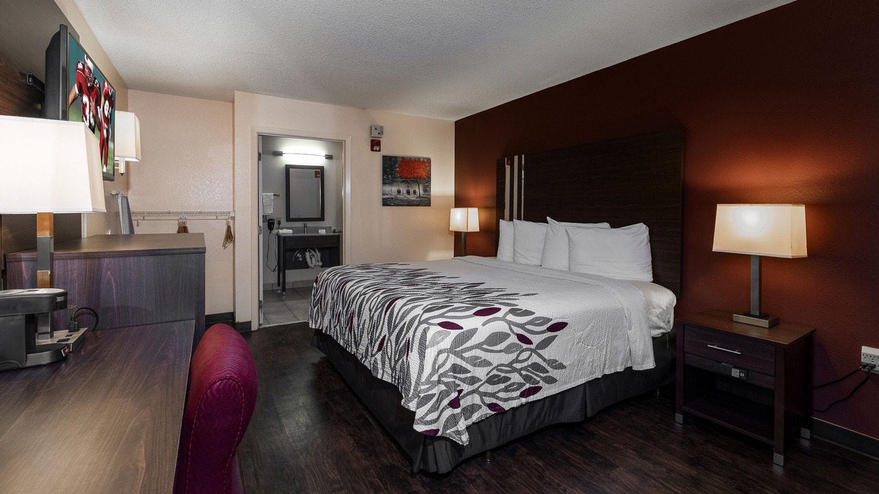 Photo of Bedroom in Valdosta