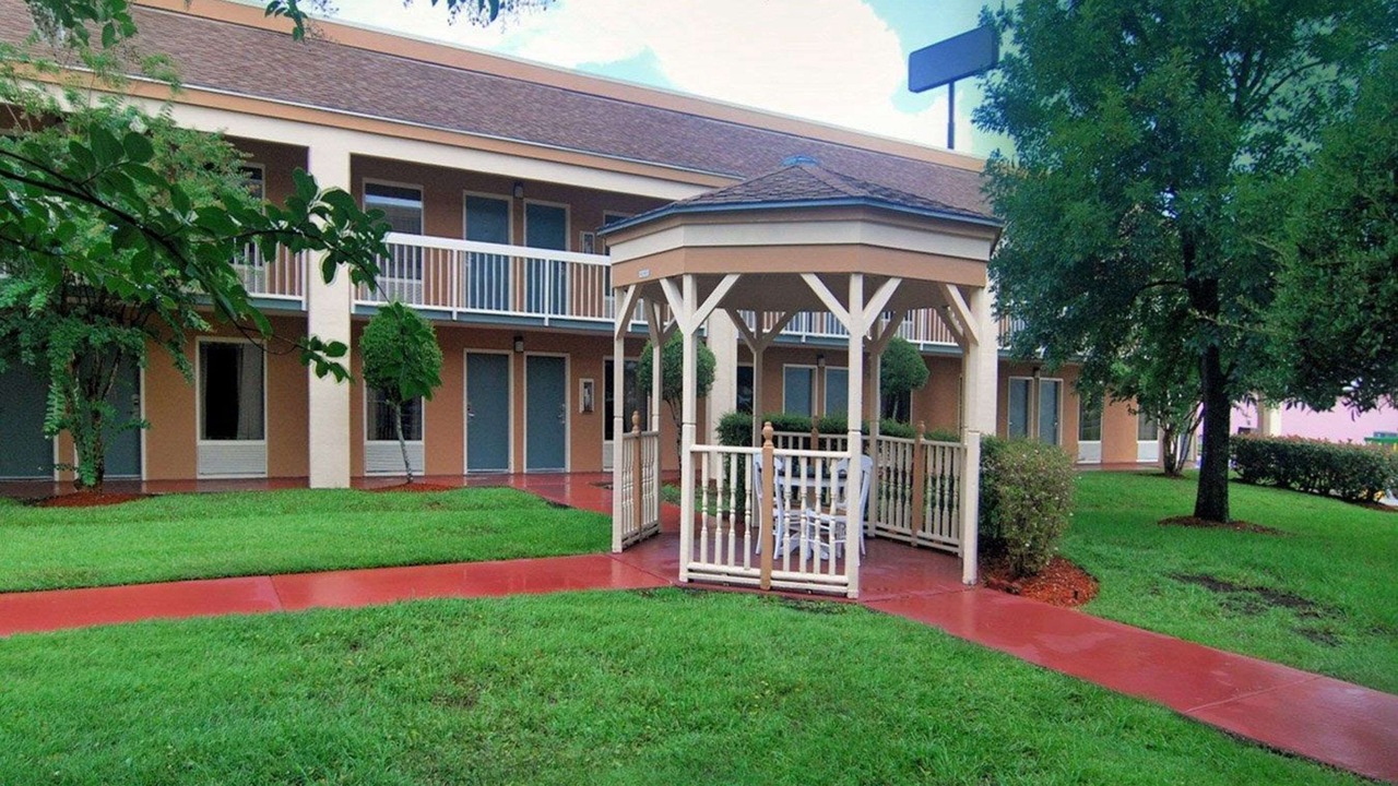Photo of Buildings in Kingsland