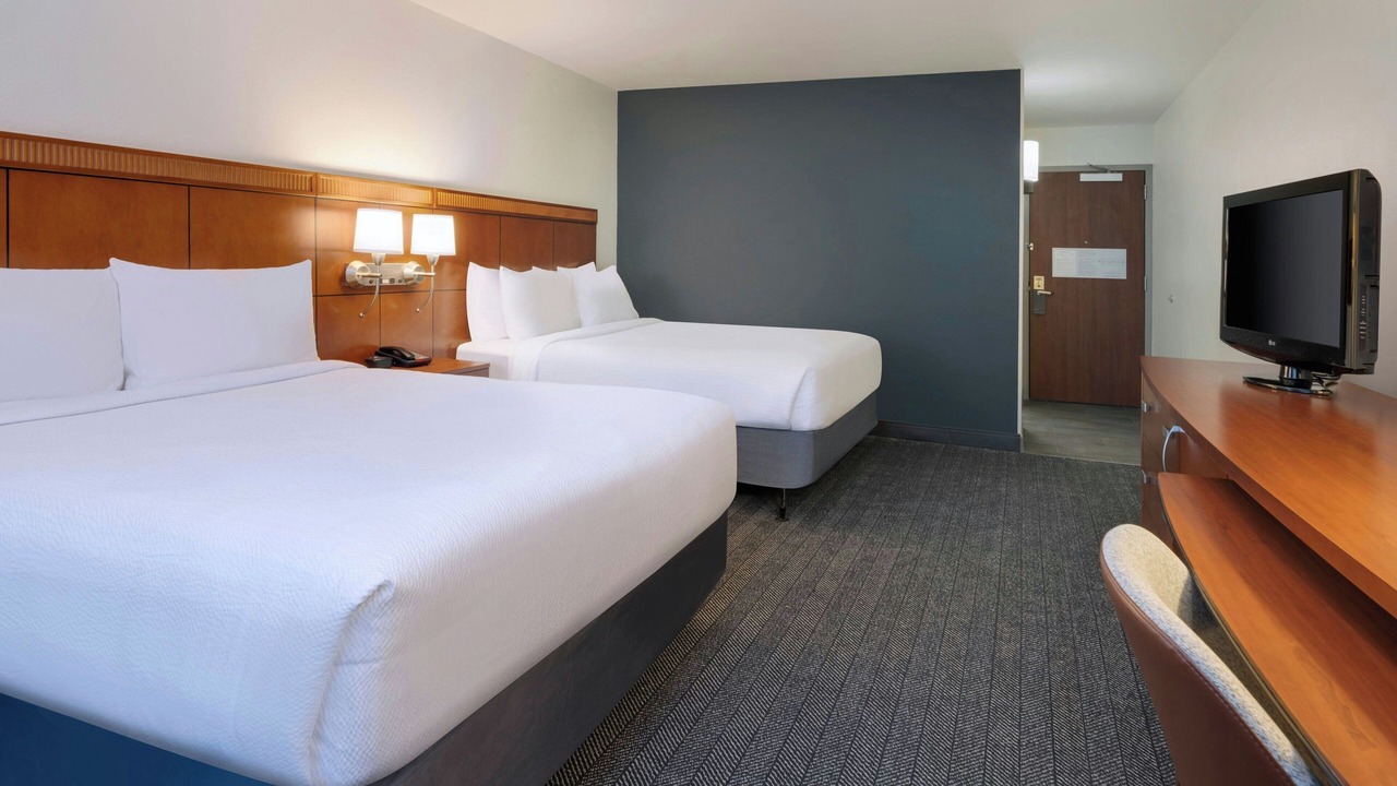 Photo of Bedroom in Bearss Plaza