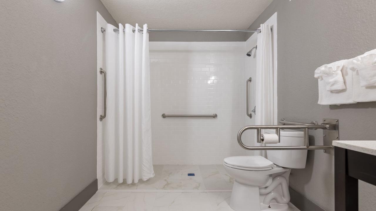 Photo of Bathroom in Florida Center