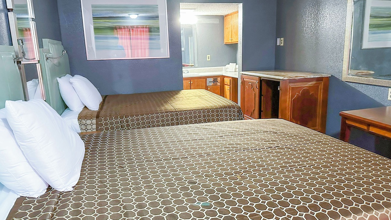 Photo of Bedroom in Hahira