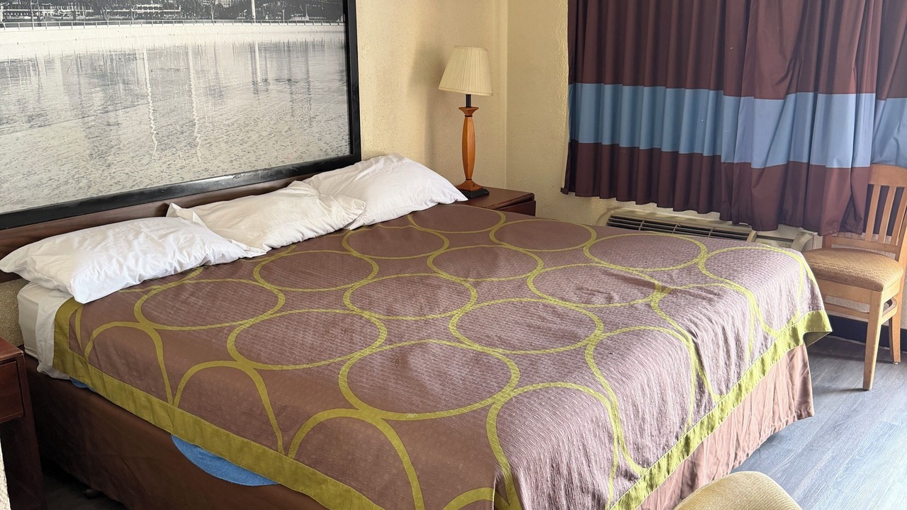 Photo of Bedroom in Doctors Inlet