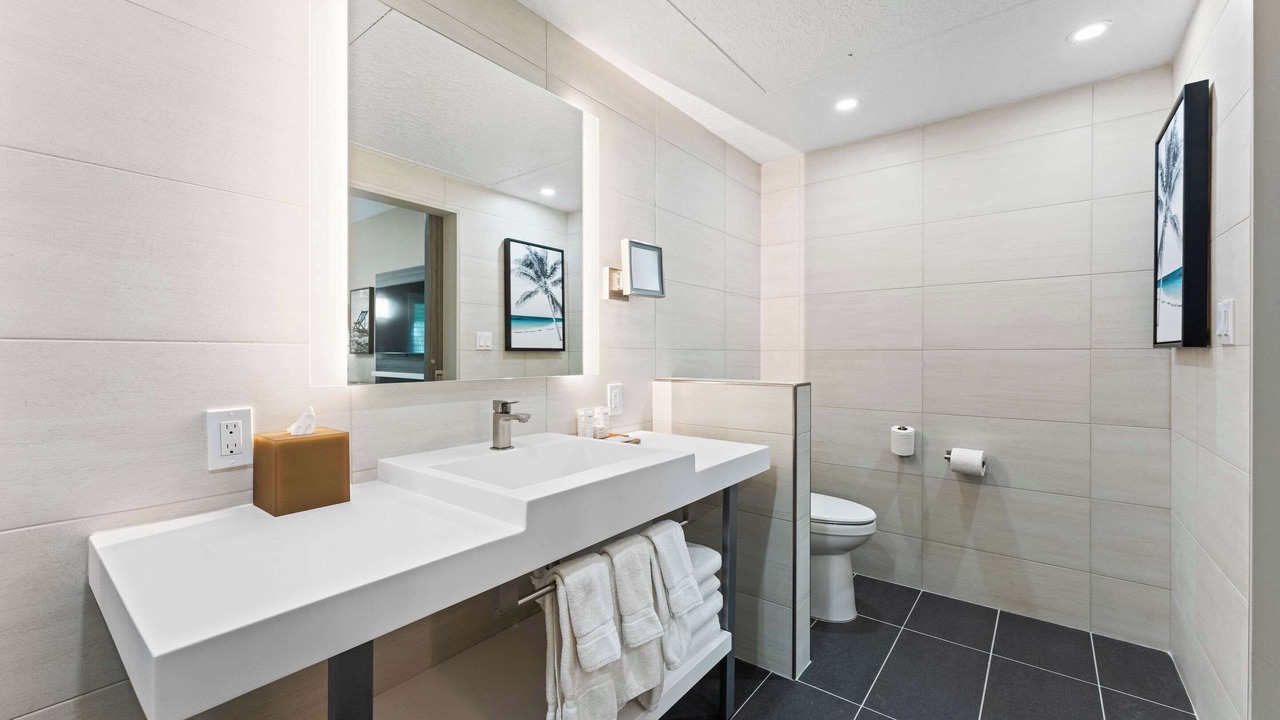Photo of Bathroom in Port Canaveral