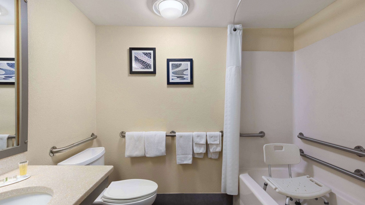 Photo of Bathroom in Perry