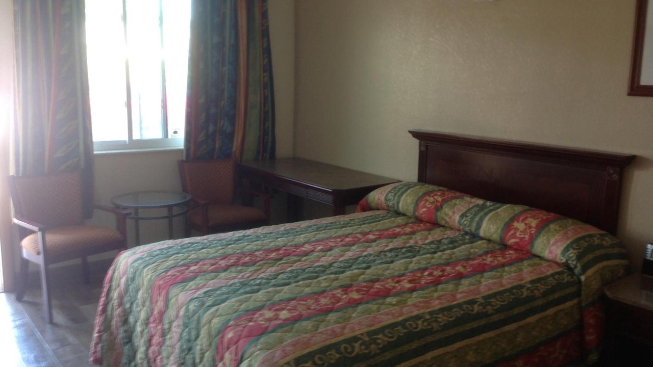 Photo of Bedroom in Bethune Grant