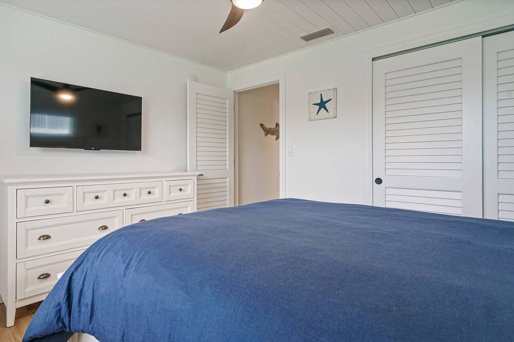 Photo of Bedroom in Shell Harbor