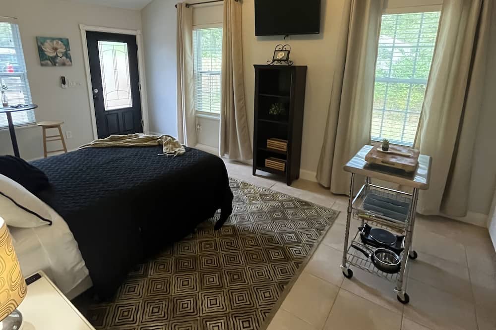 Photo of Bedroom in Arlington