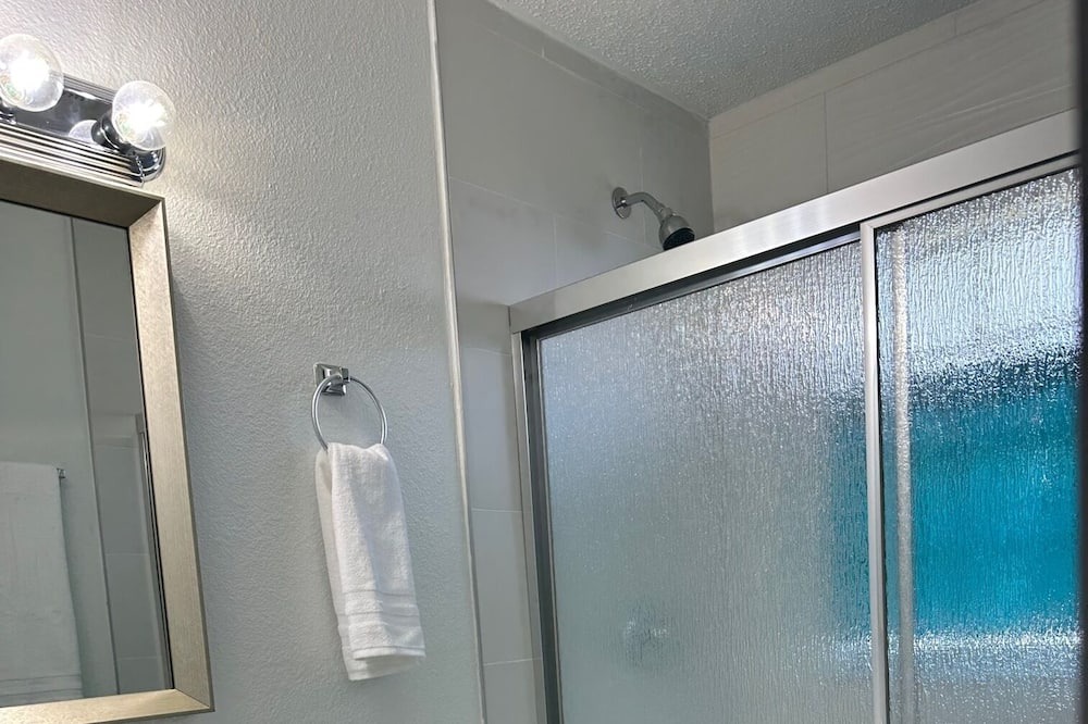 Photo of Bathroom in Dade City