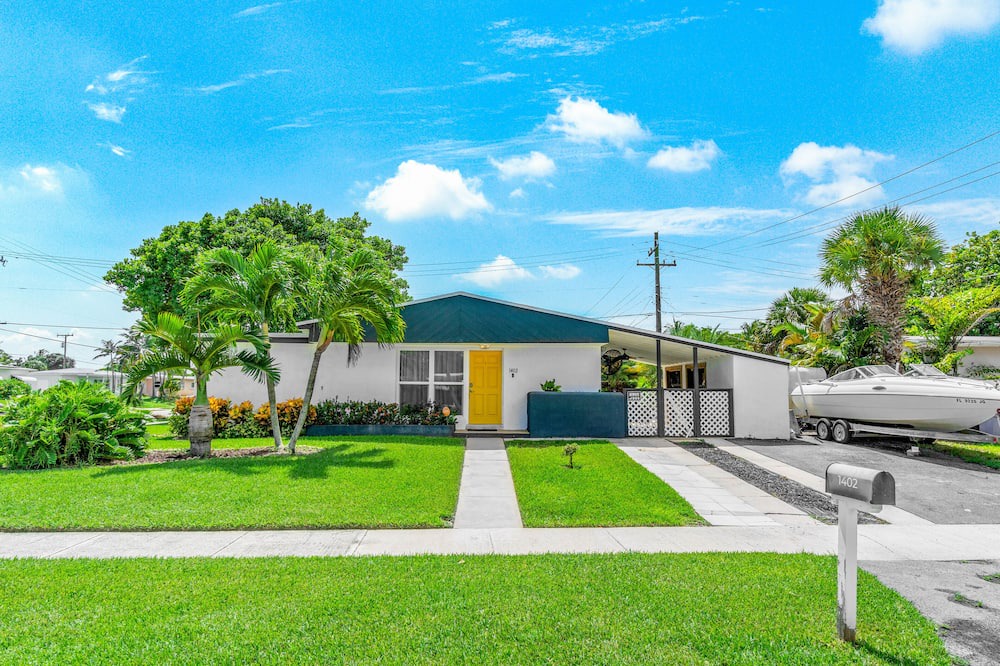 Photo of Outdoor in Lantana