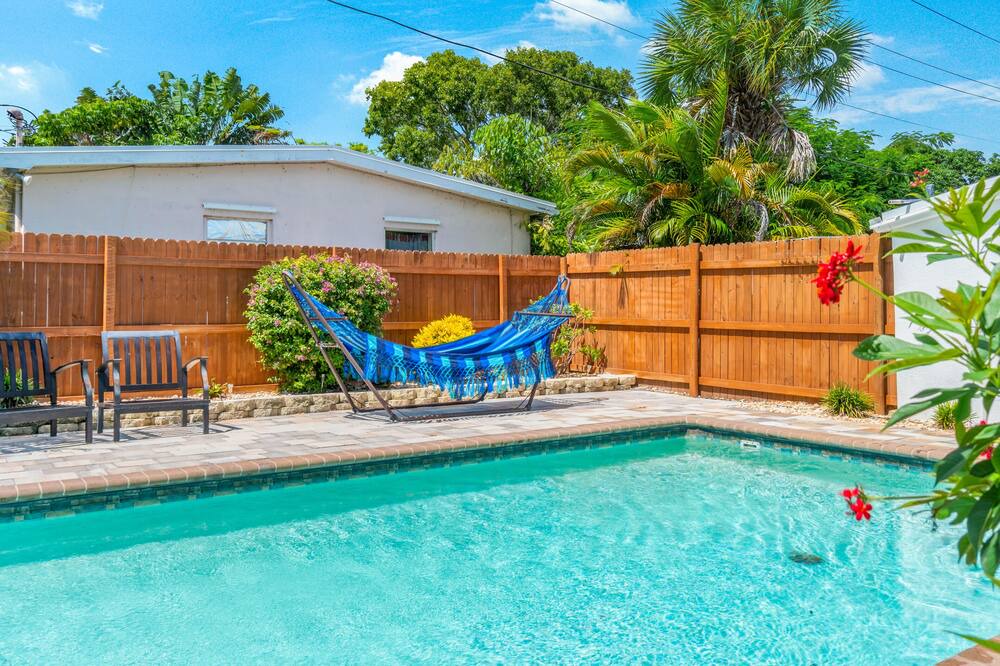 Photo of Outdoor in Lantana
