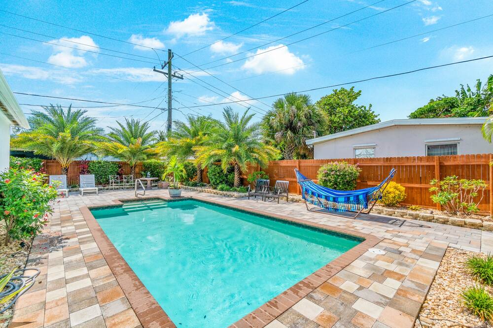 Photo of Outdoor in Lantana