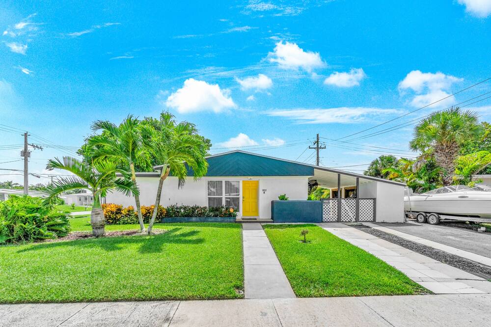 Photo of Outdoor in Lantana
