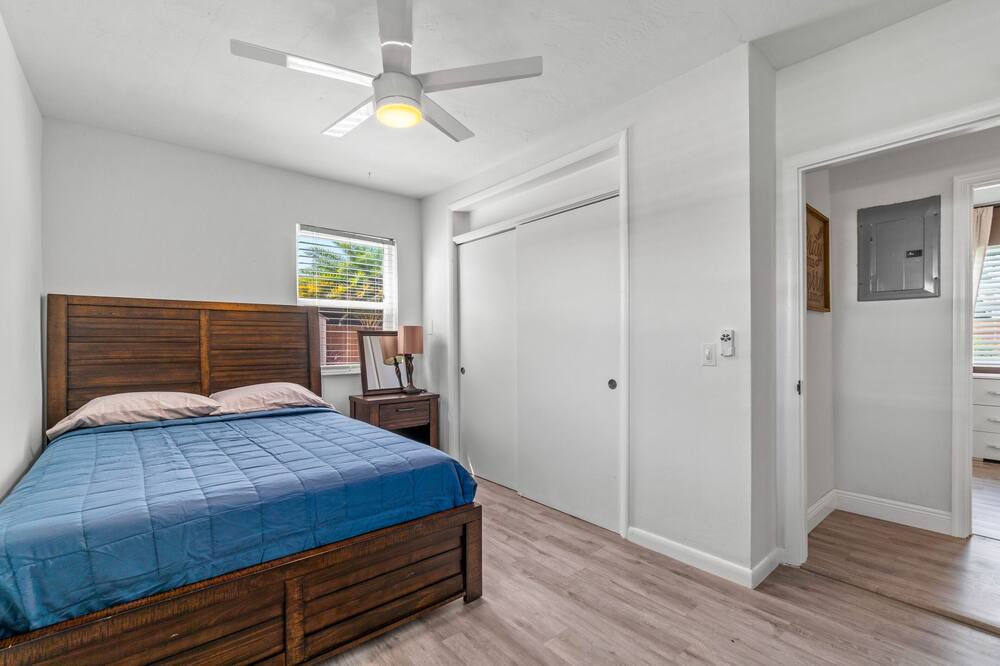 Photo of Bedroom in Lantana
