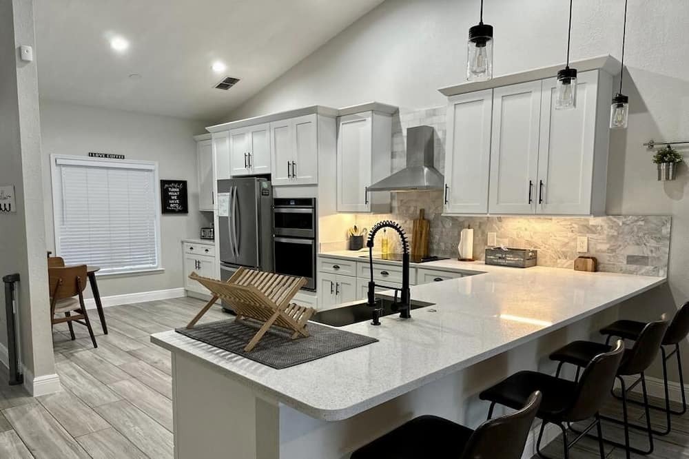 Photo of Kitchen in Wedgefield