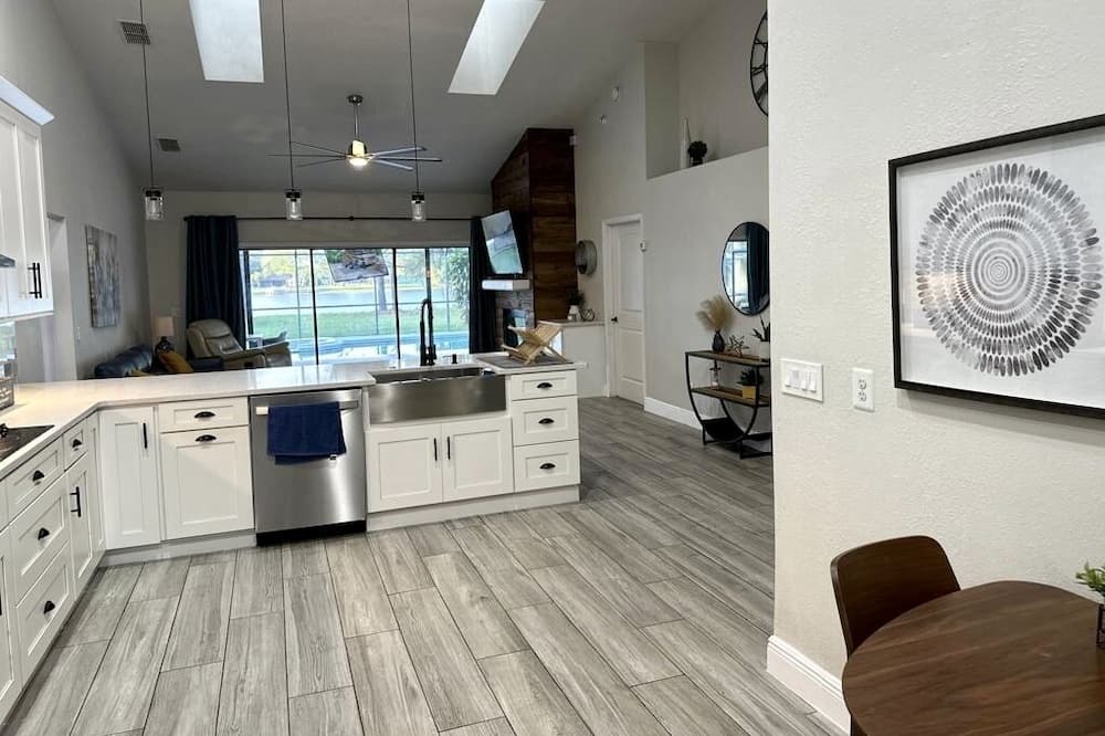 Photo of Kitchen in Wedgefield