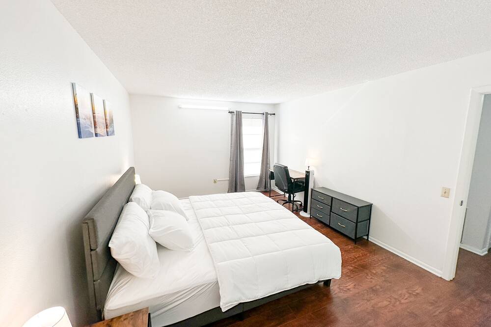 Photo of Bedroom in University