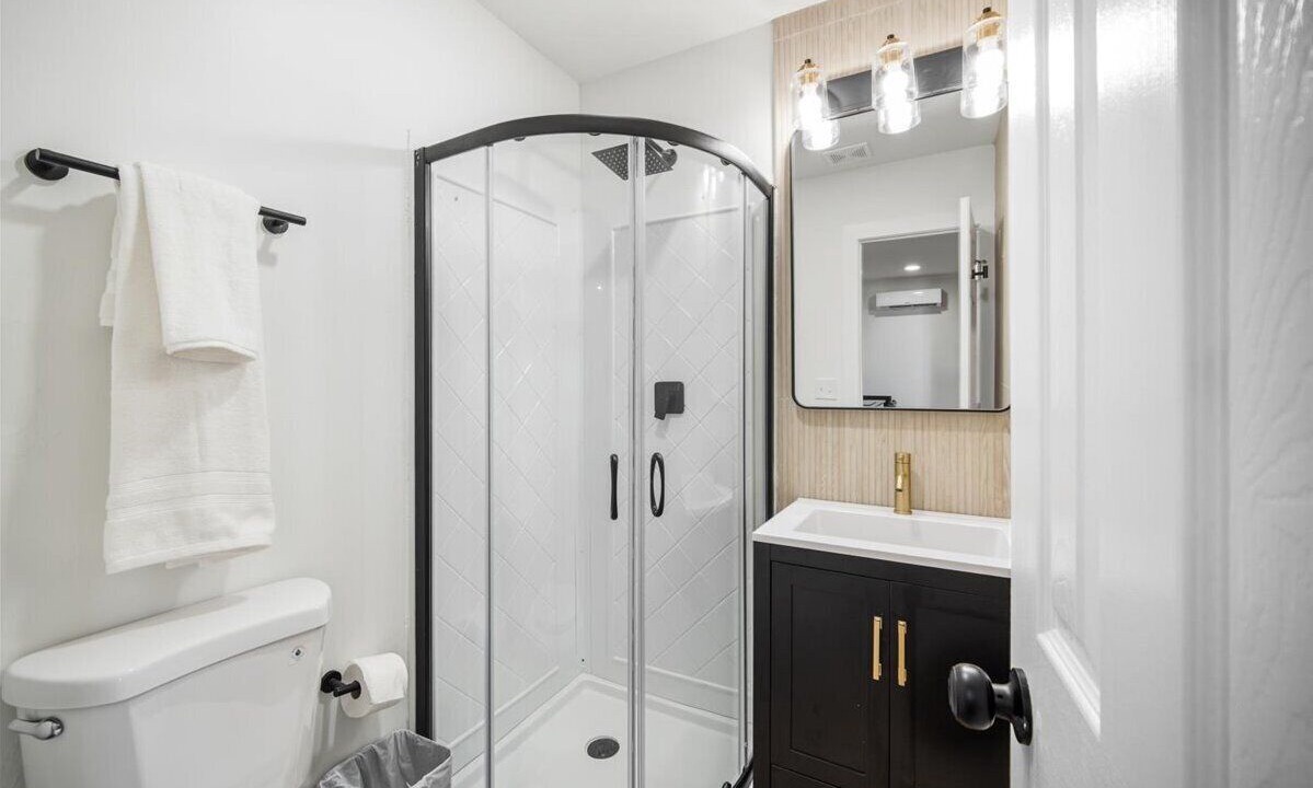Photo of Bathroom in Tice