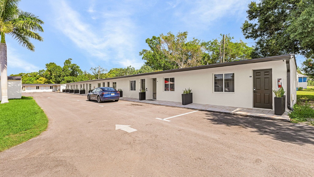 Photo of Outdoor in Tice