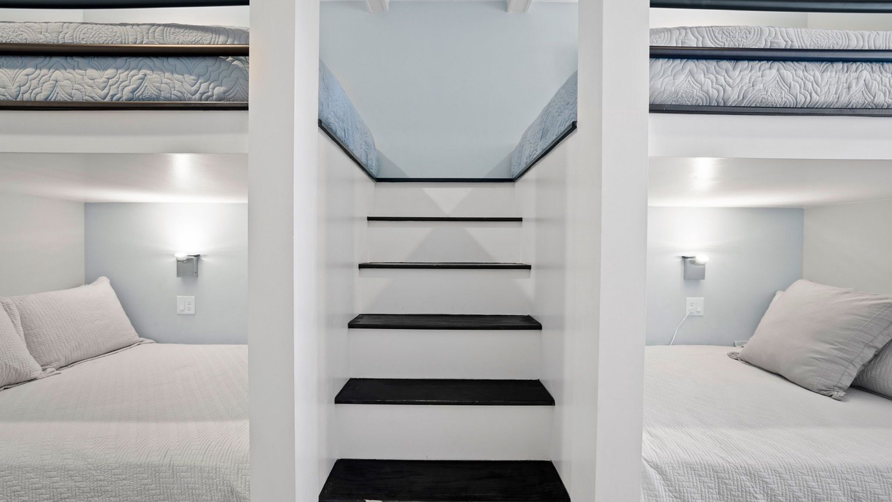 Photo of Bedroom in Holiday Isle