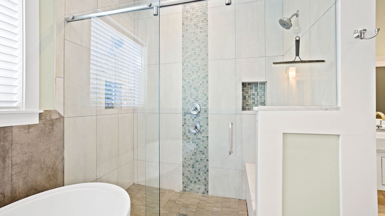 Photo of Bathroom in Holiday Isle