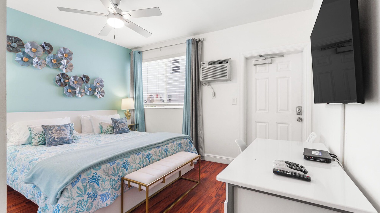 Photo of Bedroom in Hollywood