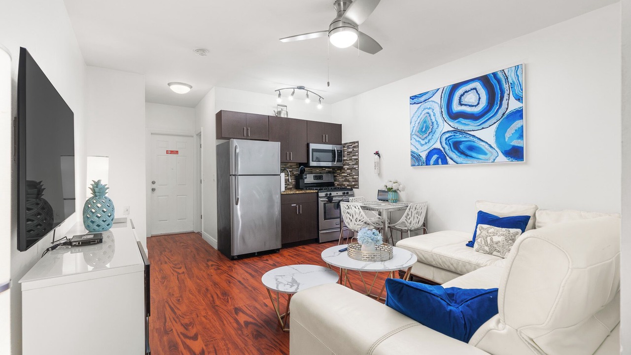 Photo of Livingroom in Hollywood